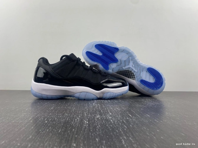 Jordan 11 Air Low FV5104-004 Space Jam 0701
